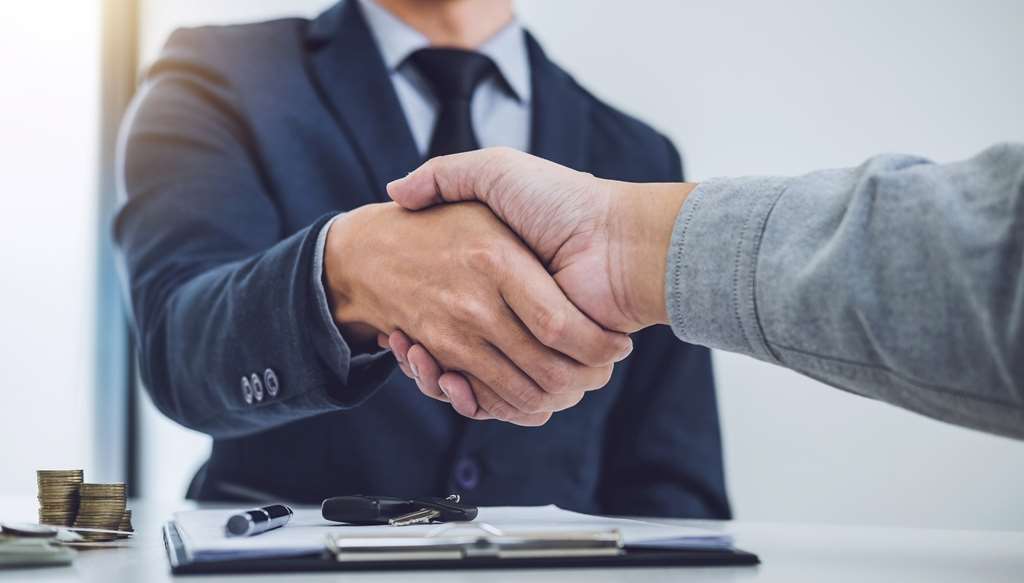 Collabora con noi